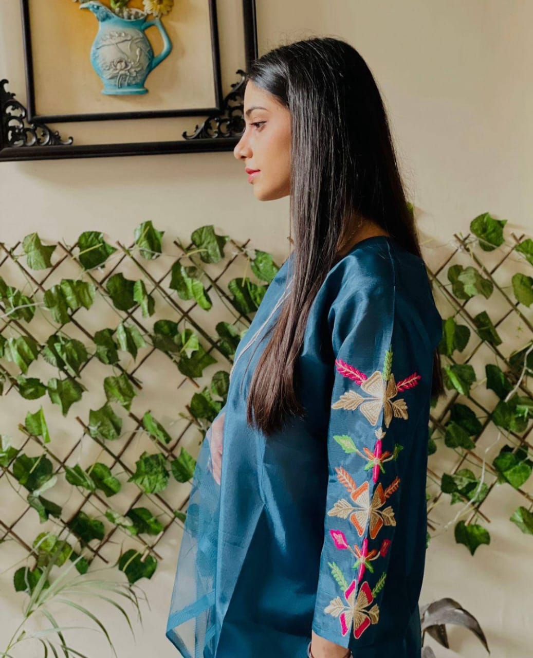 Peacock sleeves embroidery And net dupatta 3p